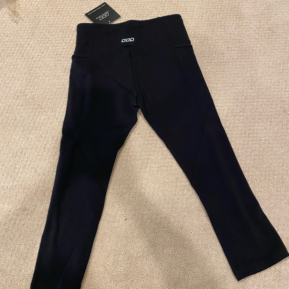 NWT Size Small Amy Phone Pocket Leggings, 7/8 length